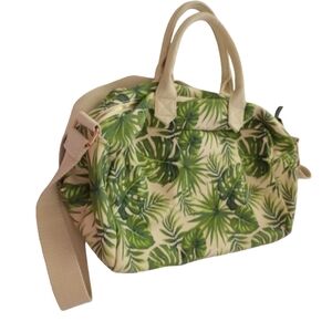Green Leaf Print Overnight Zip Closure Duffle Bag Handles Crossbody Strap
